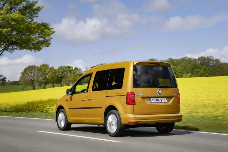 Volkswagen Caddy Trendline BlueMotion 2015 года  (фото 3 из 23)